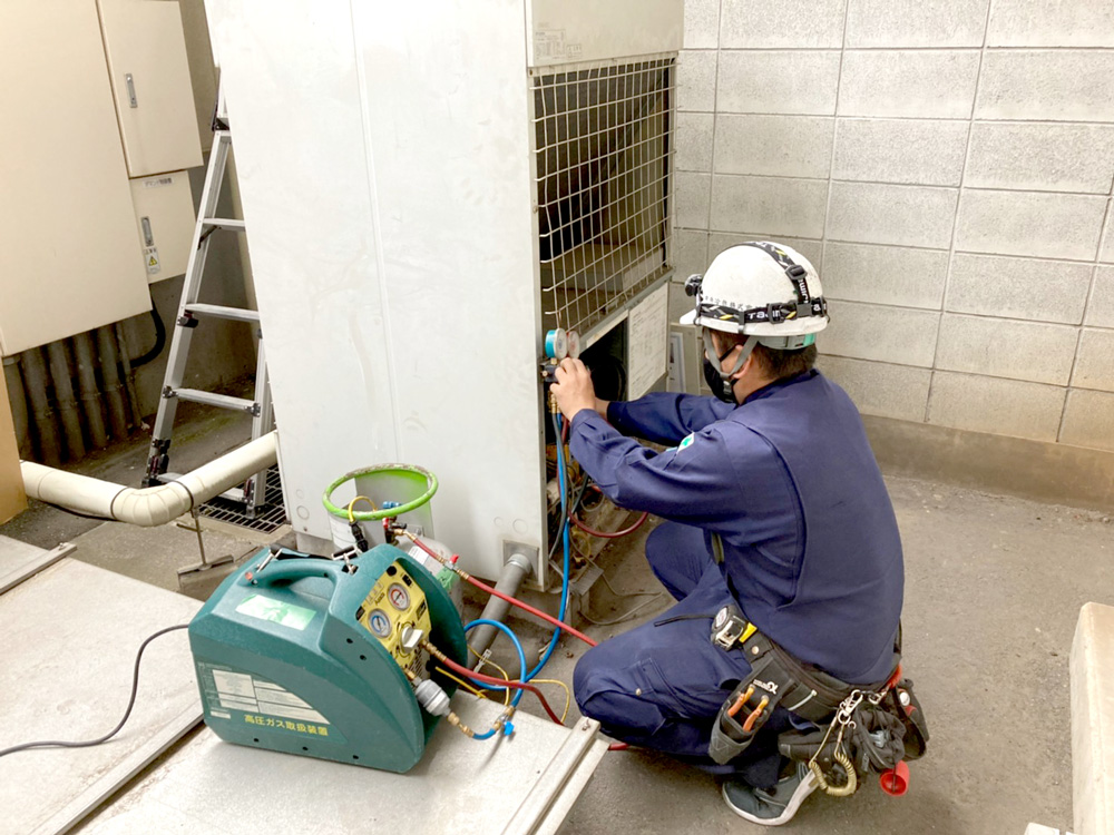 画像：フロンガス再生・回収